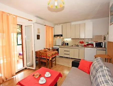 Apartman Rina *
