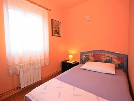 Appartement Apartman Rina Supetar