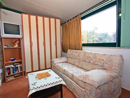 Appartement Apartman Rina Supetar